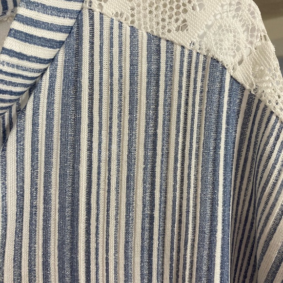 NWTS Ladies Blouse - Picture 4 of 14